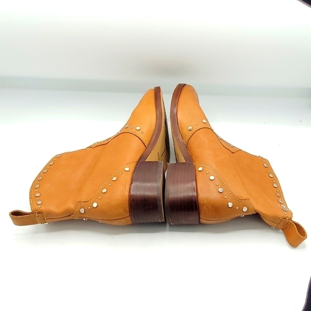 Dolce Vita Cognac Tobin Studded Western Leather Ankle Boots/Booties Size 7.5 - Picture 9 of 13